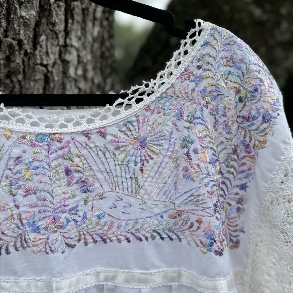 XL Vtg.Oaxaca Handmade embroidered white+purple maxi dress with crochet details. - Picture 8 of 13